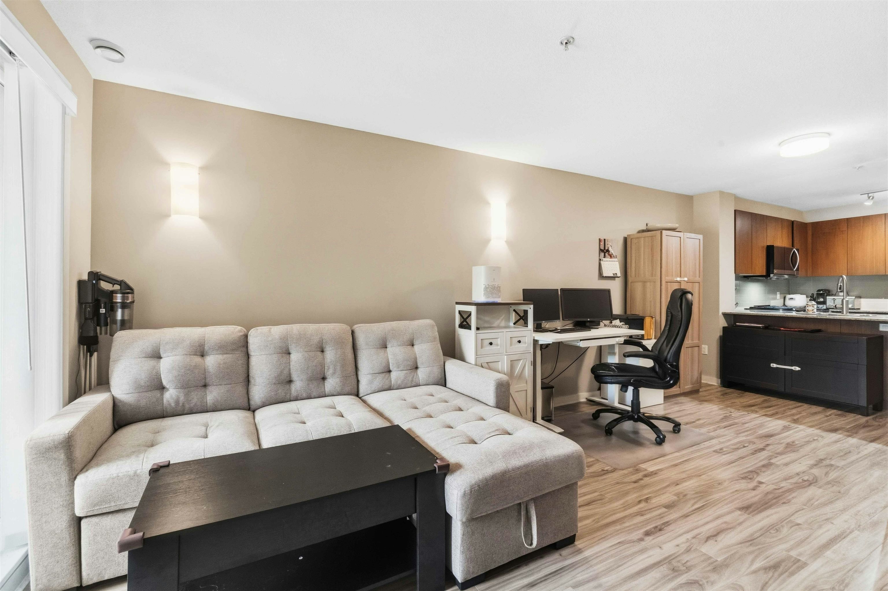 110-5889 Irmin Street, Burnaby, BC, V5J 0C1 - 5