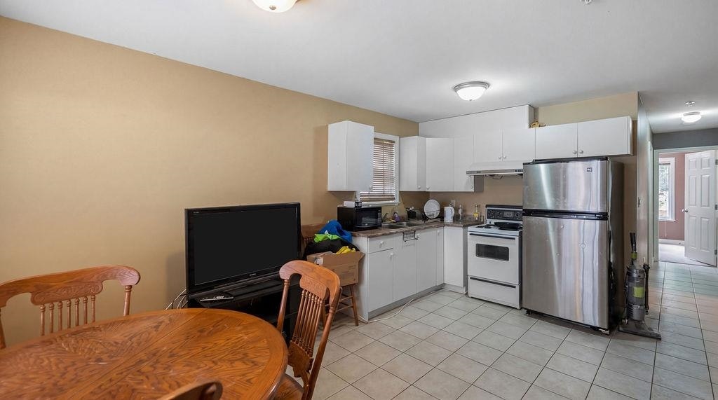 968 E 31st Avenue, Vancouver, BC, V5V 2X4 - 18