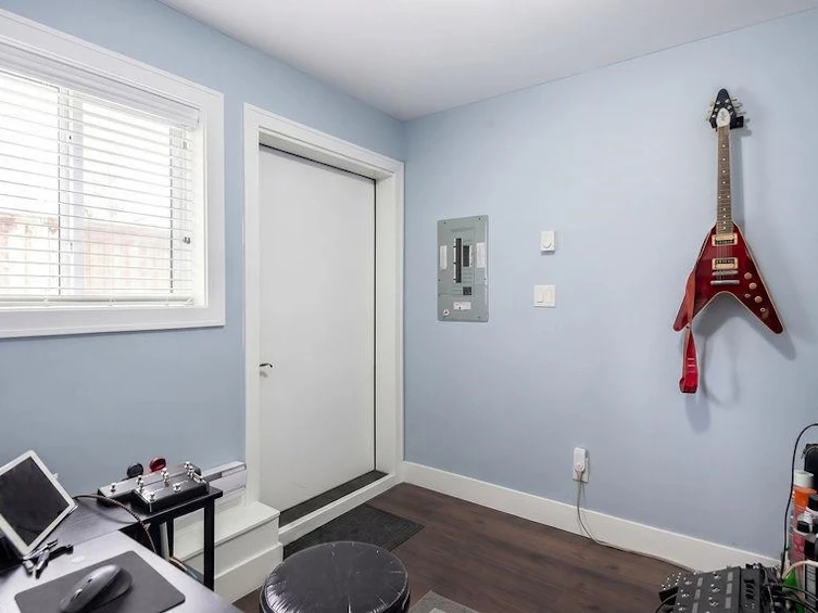 968 E 31st Avenue, Vancouver, BC, V5V 2X4 - 30