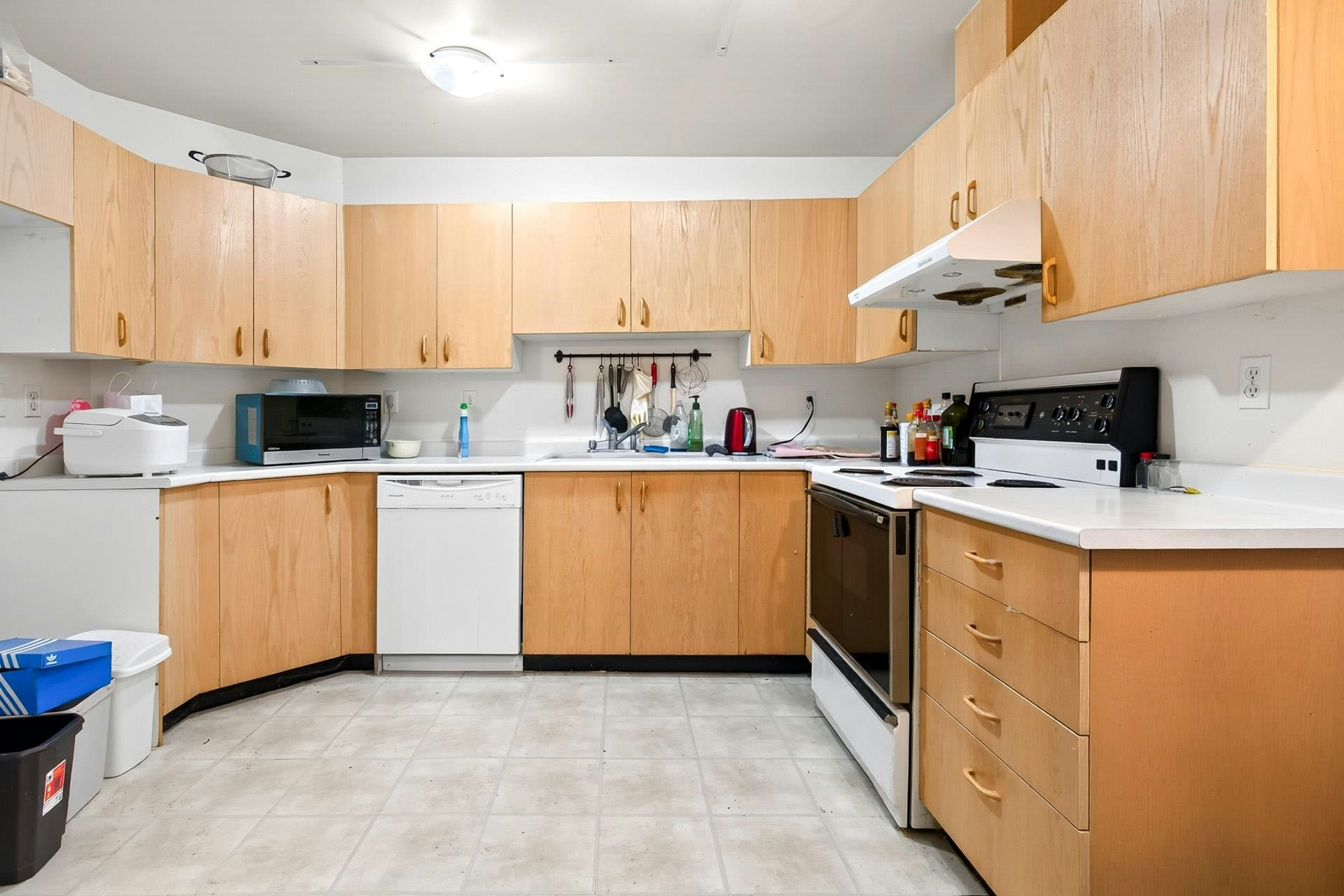 104-7560 Moffatt Road, Richmond, BC, V6Y 1X8 - 13