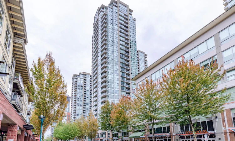 2707-2968 Glen Drive