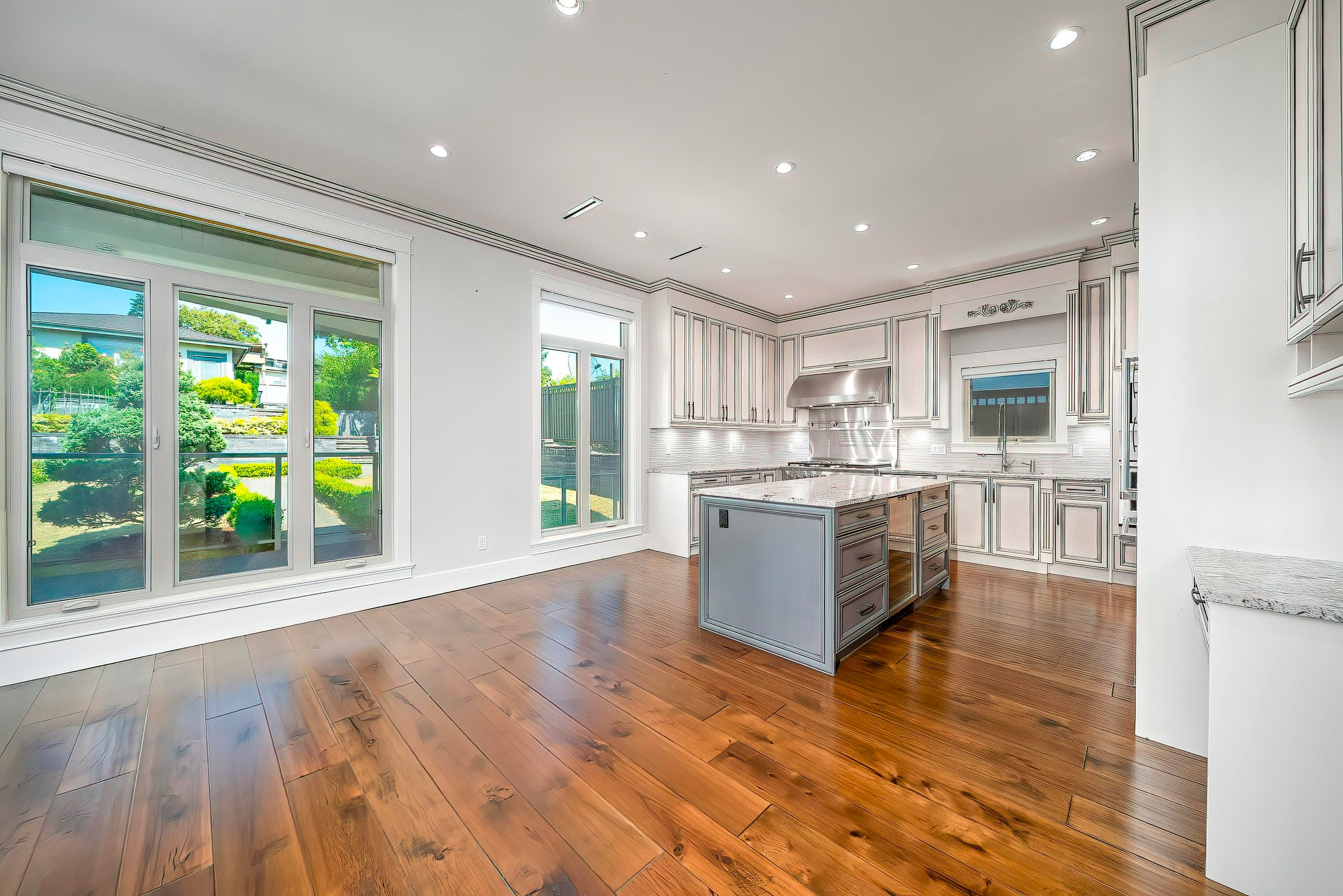 7525 13th Avenue, Burnaby, BC, V3N 2E3 - 15