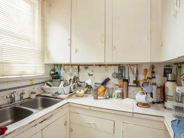 2039 Turner Street, Vancouver, BC, V5L 2A2 - 9