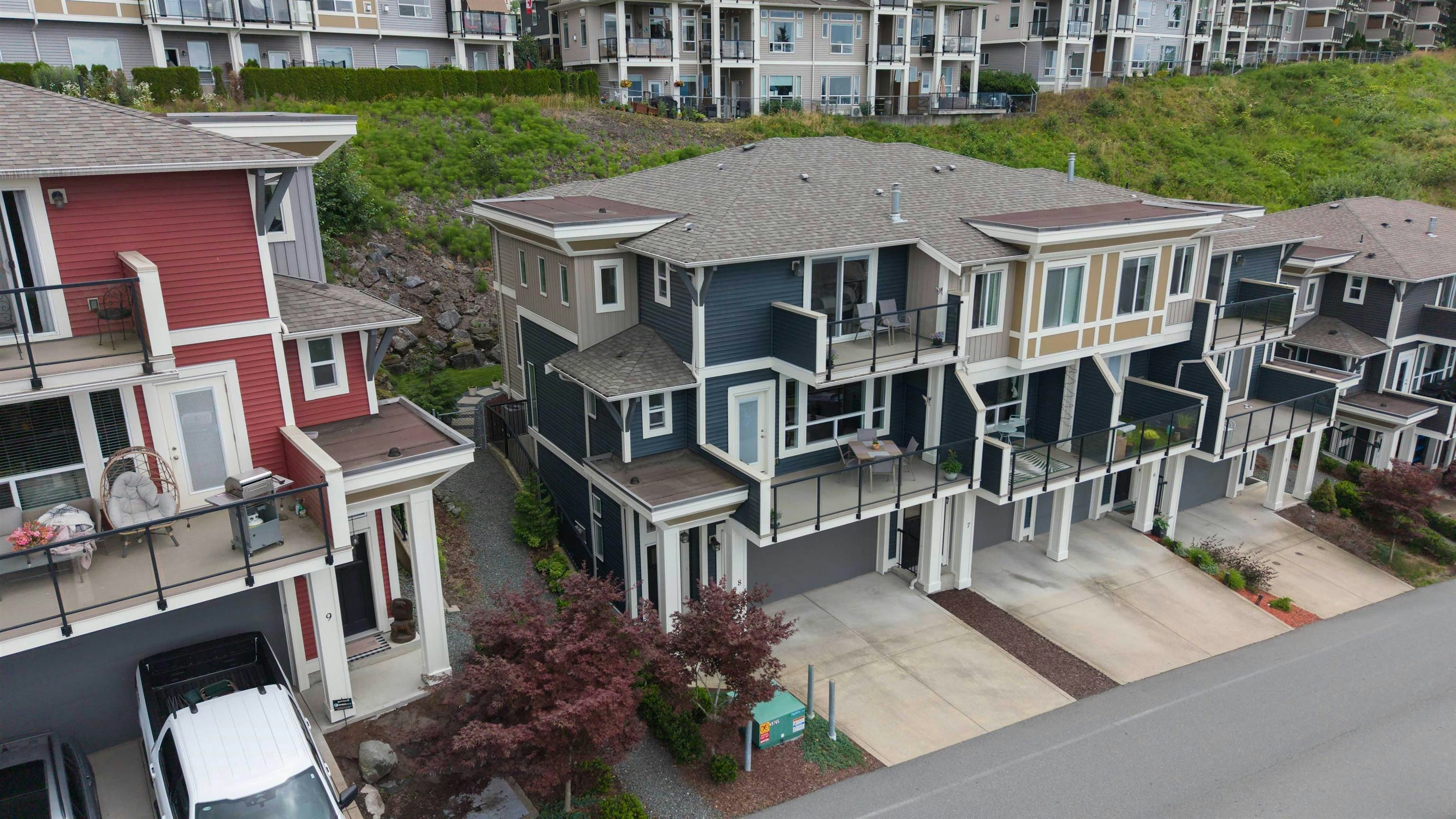 8-6026 Lindeman Street - 2