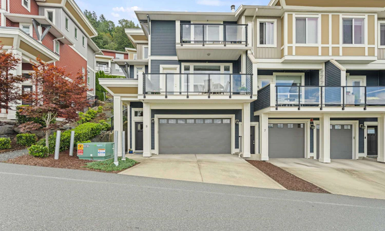 8-6026 Lindeman Street