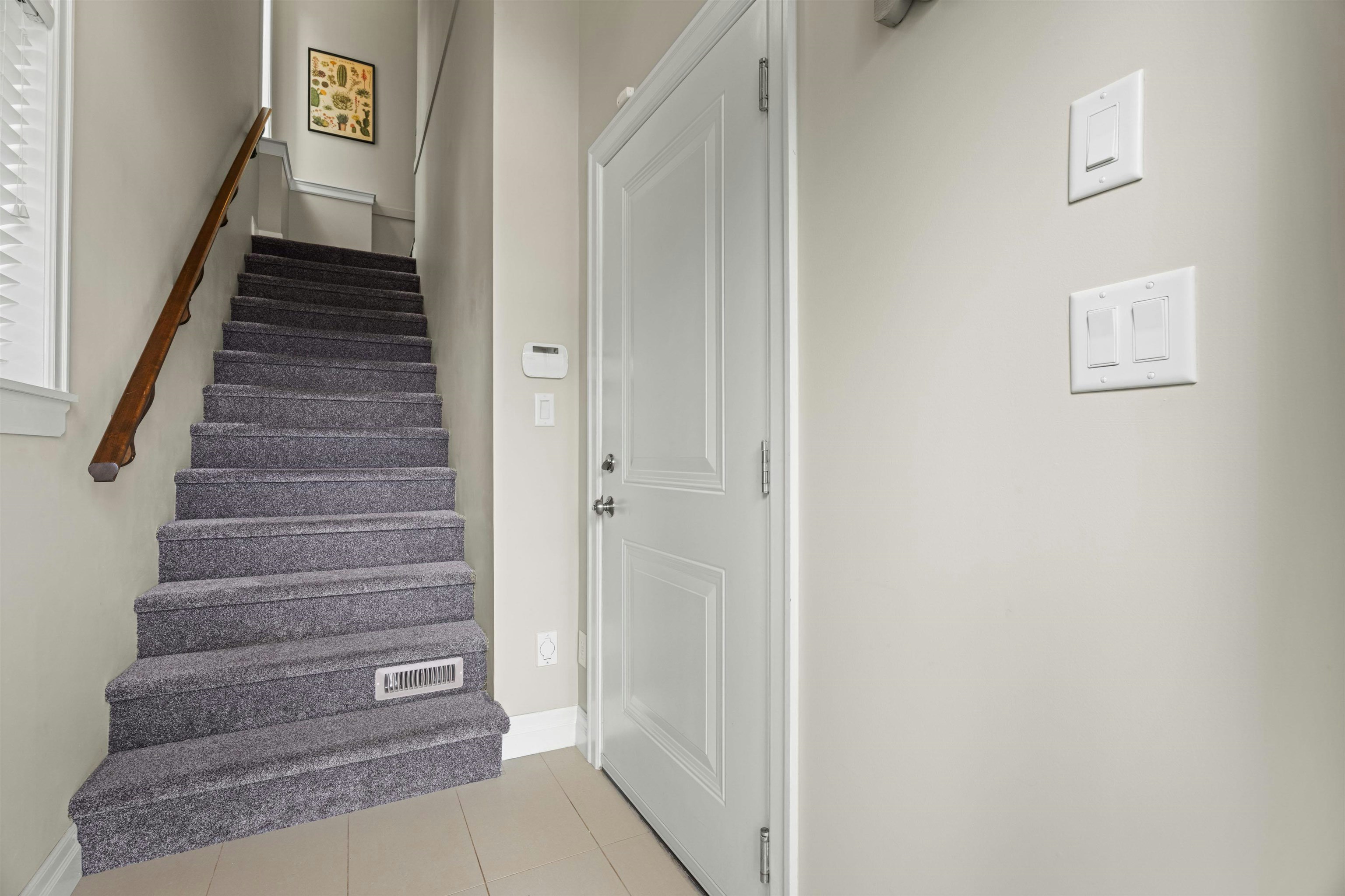 8-6026 Lindeman Street - 3