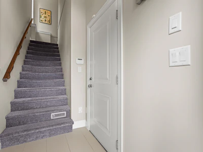 8-6026 Lindeman Street - 3