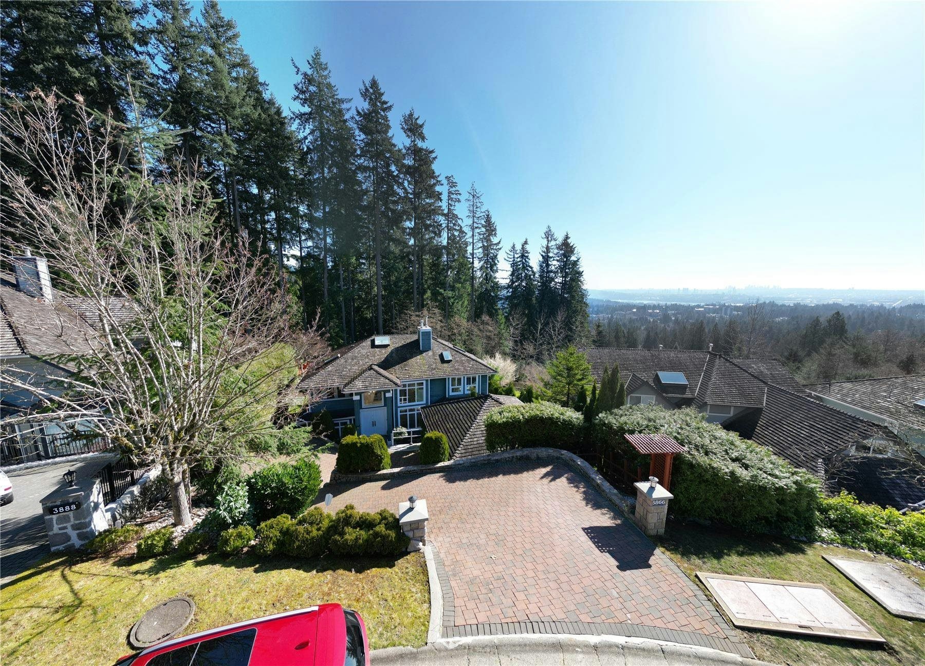 3866 Michener Way, North Vancouver, BC, V7K 3C7