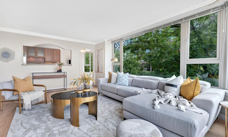 203-1675 Hornby Street