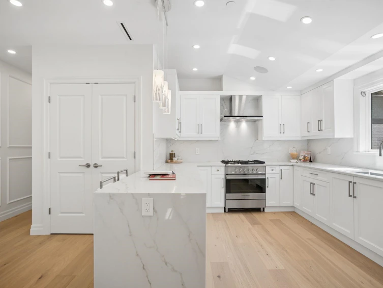 2012 W 15th Avenue, Vancouver, BC, V6J 2L5 - 19