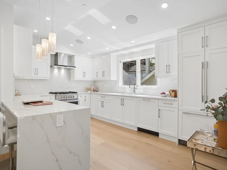 2012 W 15th Avenue, Vancouver, BC, V6J 2L5 - 21