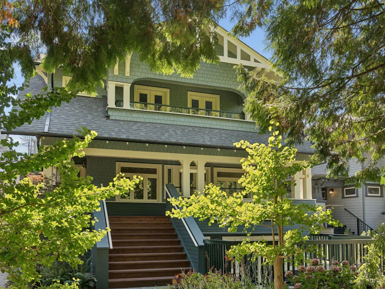 2012 W 15th Avenue, Vancouver, BC, V6J 2L5