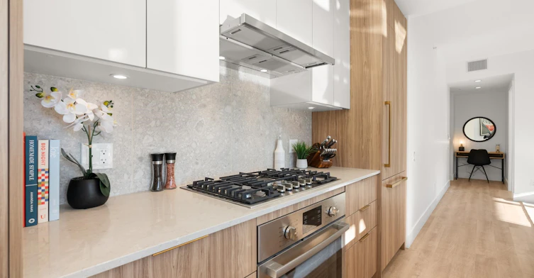 90*-2375 Emery Court, North Vancouver, BC, V7J 0E8 - 9