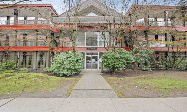 207-4951 Sanders Street