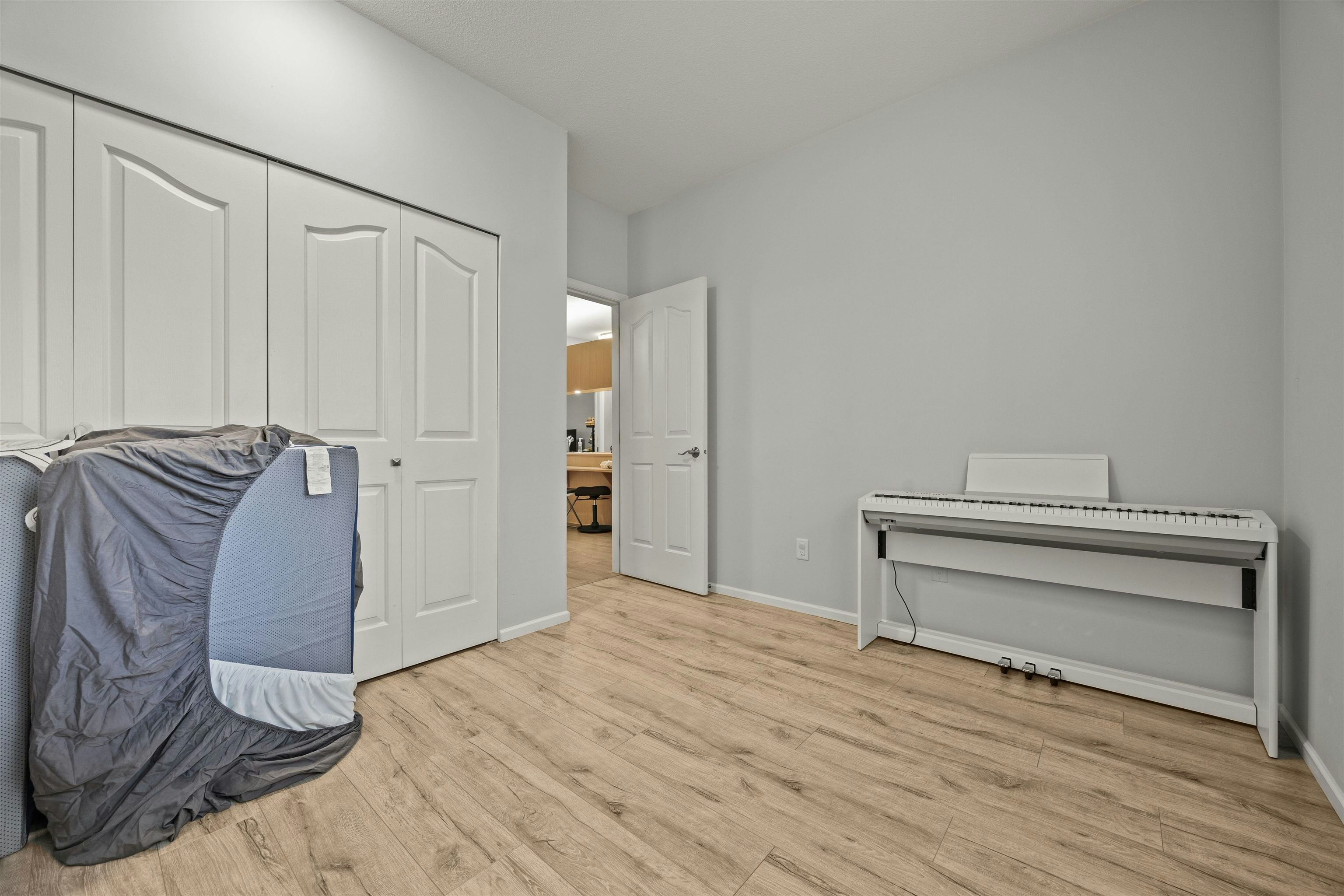 207-4951 Sanders Street, Burnaby, BC, V5H 1S8 - 16