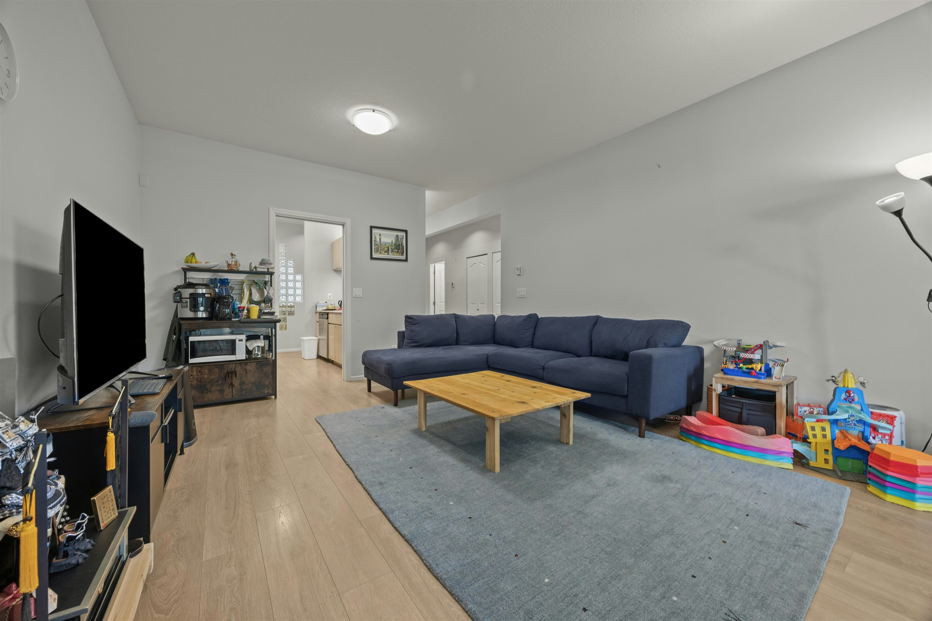 207-4951 Sanders Street, Burnaby, BC, V5H 1S8 - 7