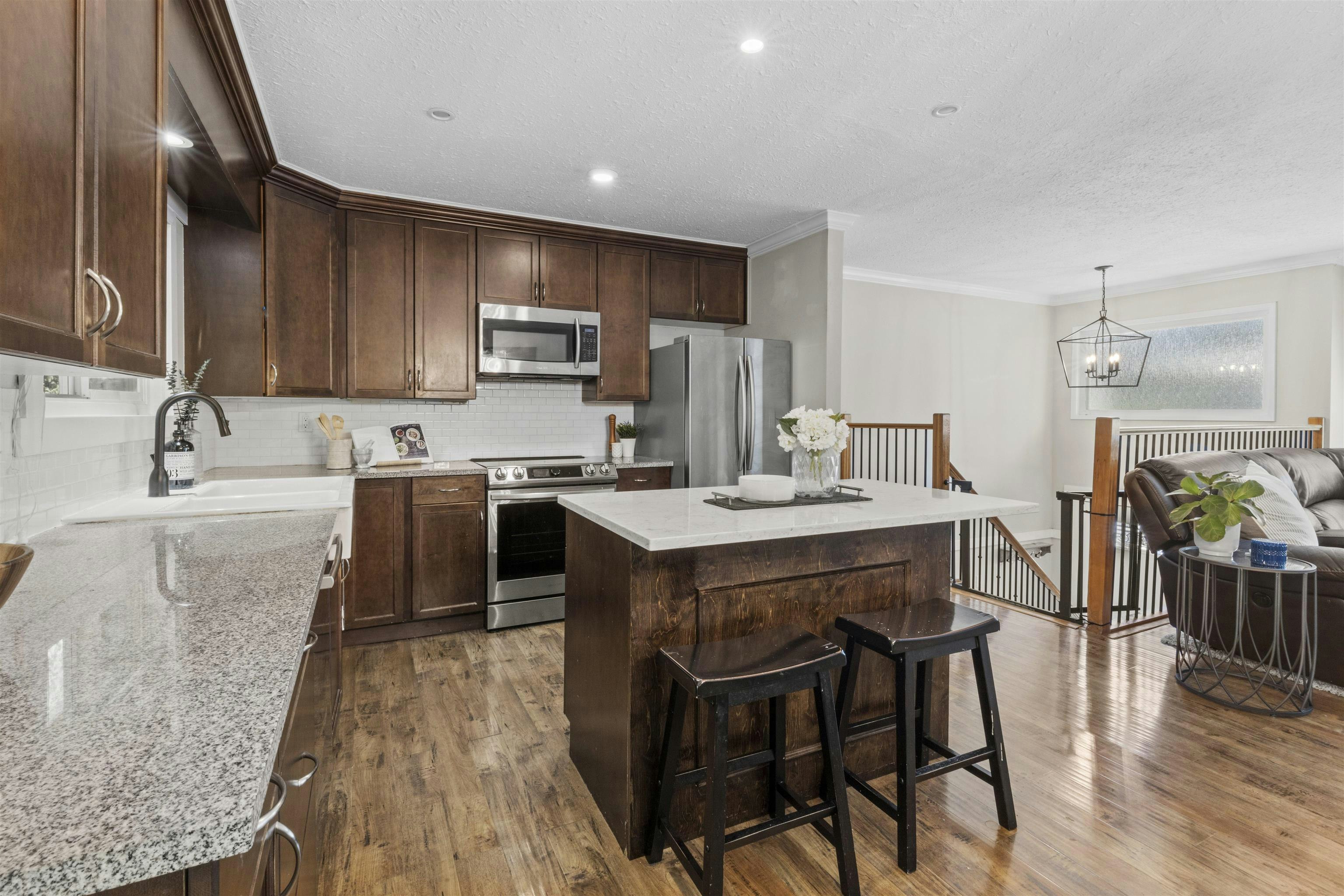 19745 38a Avenue - 5