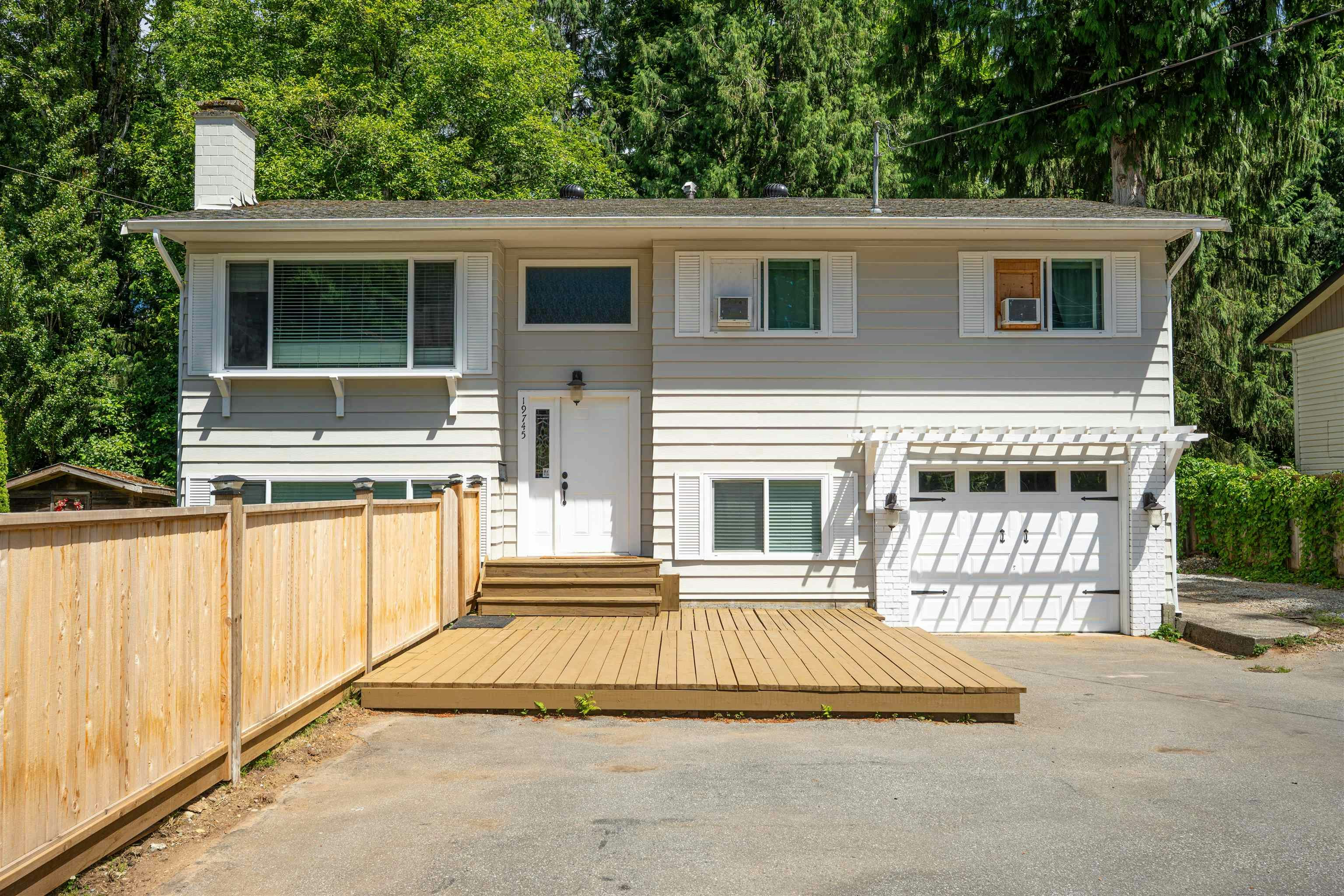 19745 38a Avenue, Langley, BC, V3A 4W7