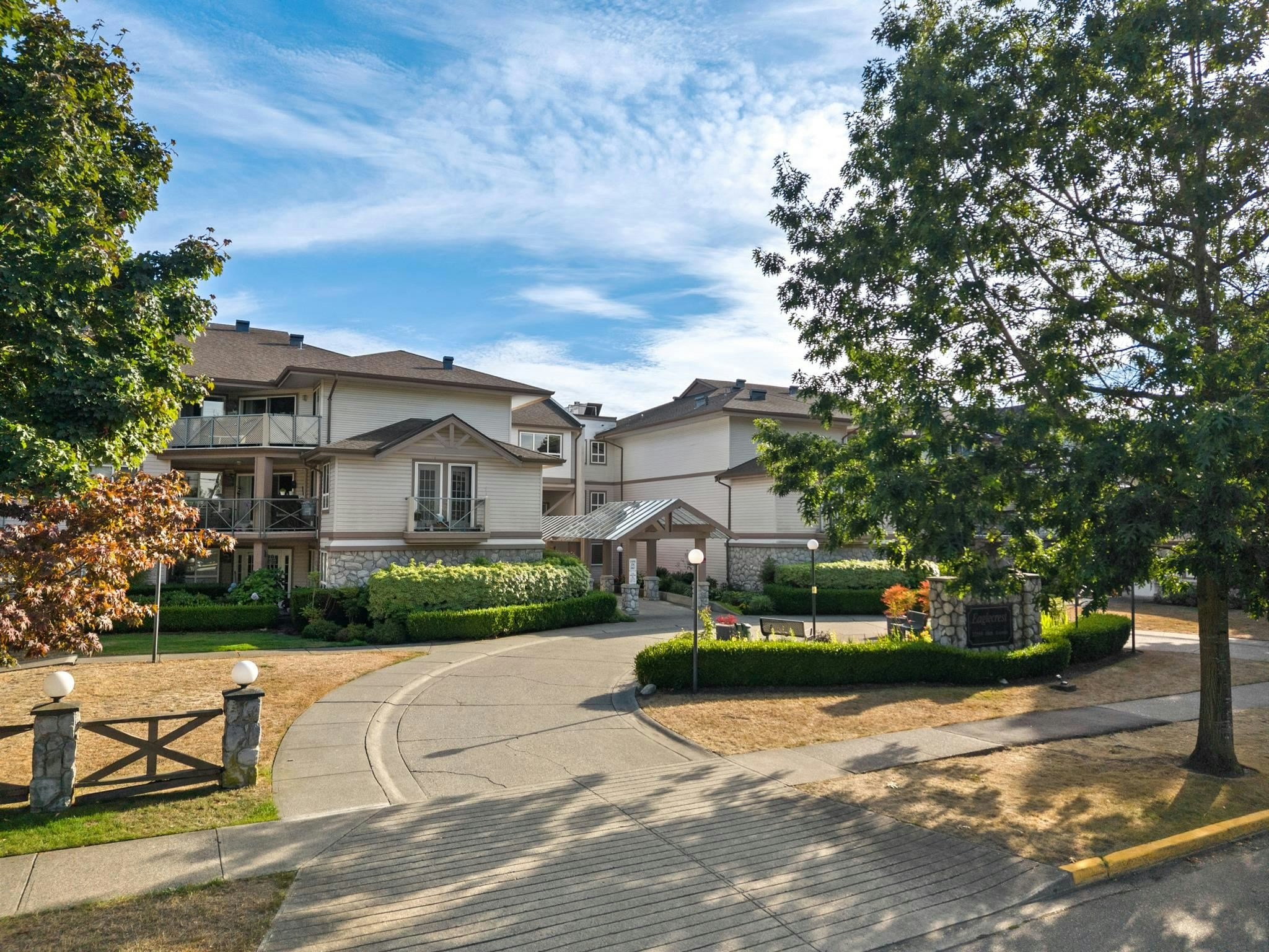 315-22150 48 Avenue - 3