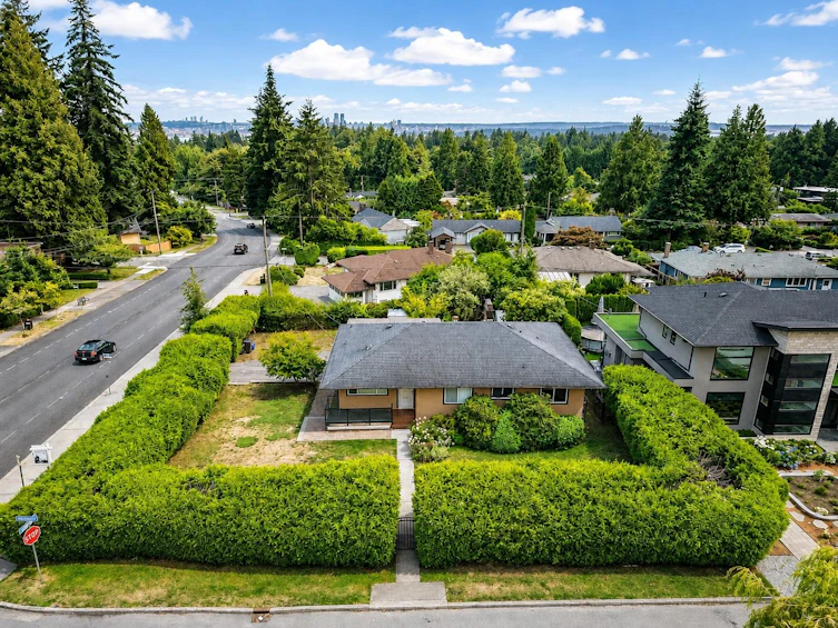 799 Donegal Place, North Vancouver, BC, V7N 2X8 - 37