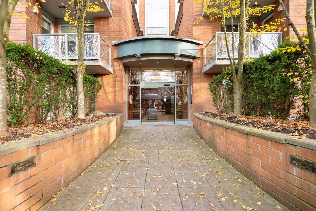 208-5770 Oak Street, Vancouver, BC, V6M 4M5 - 3