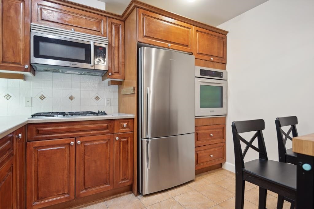 208-5770 Oak Street, Vancouver, BC, V6M 4M5 - 16