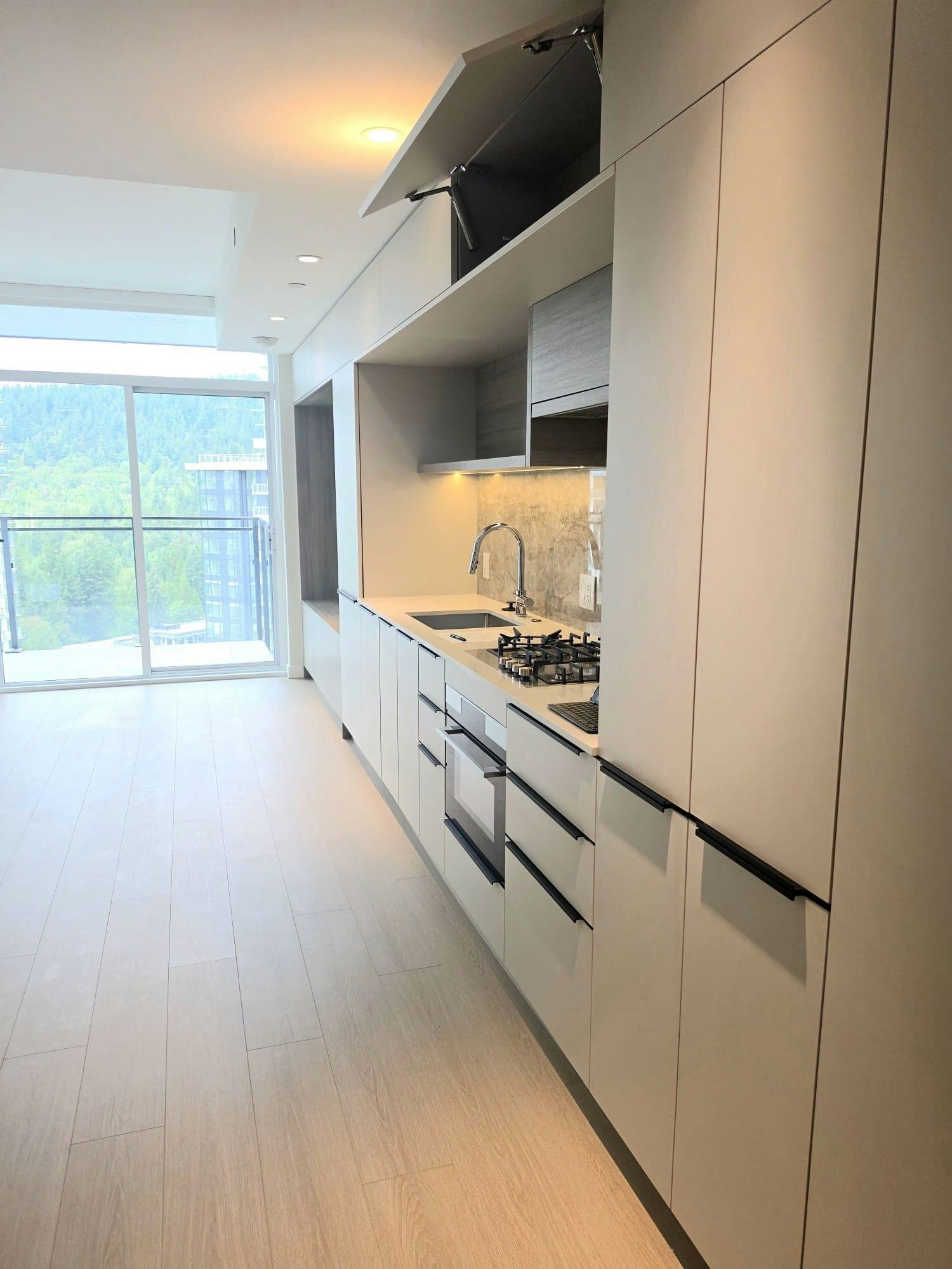 1xx6-608 Elmwood Street, Coquitlam, BC, V3J 0V1 - 2