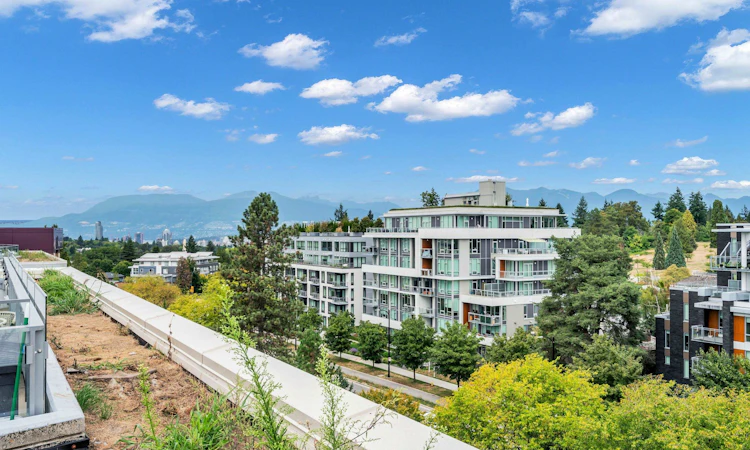 604-5077 Cambie Street