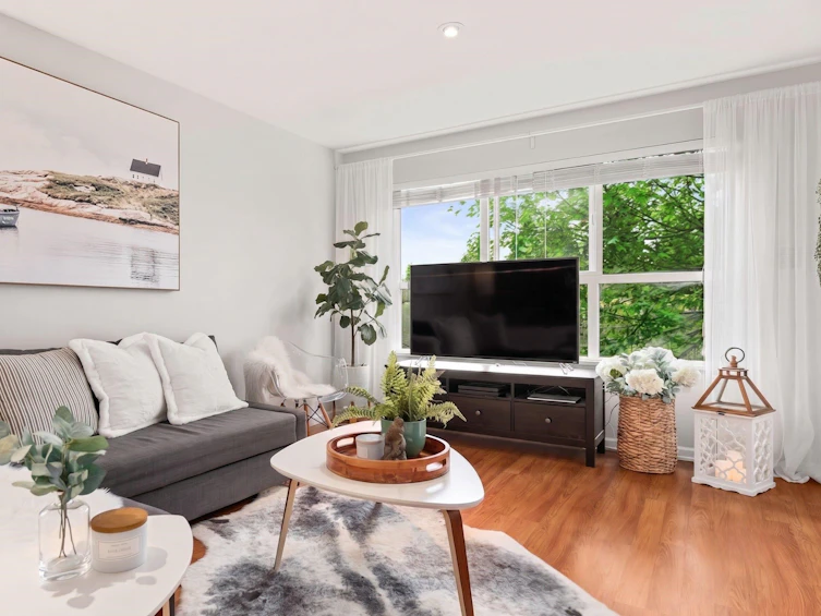 311-10188 155 Street, Surrey, BC, V3R 0R6 - 2