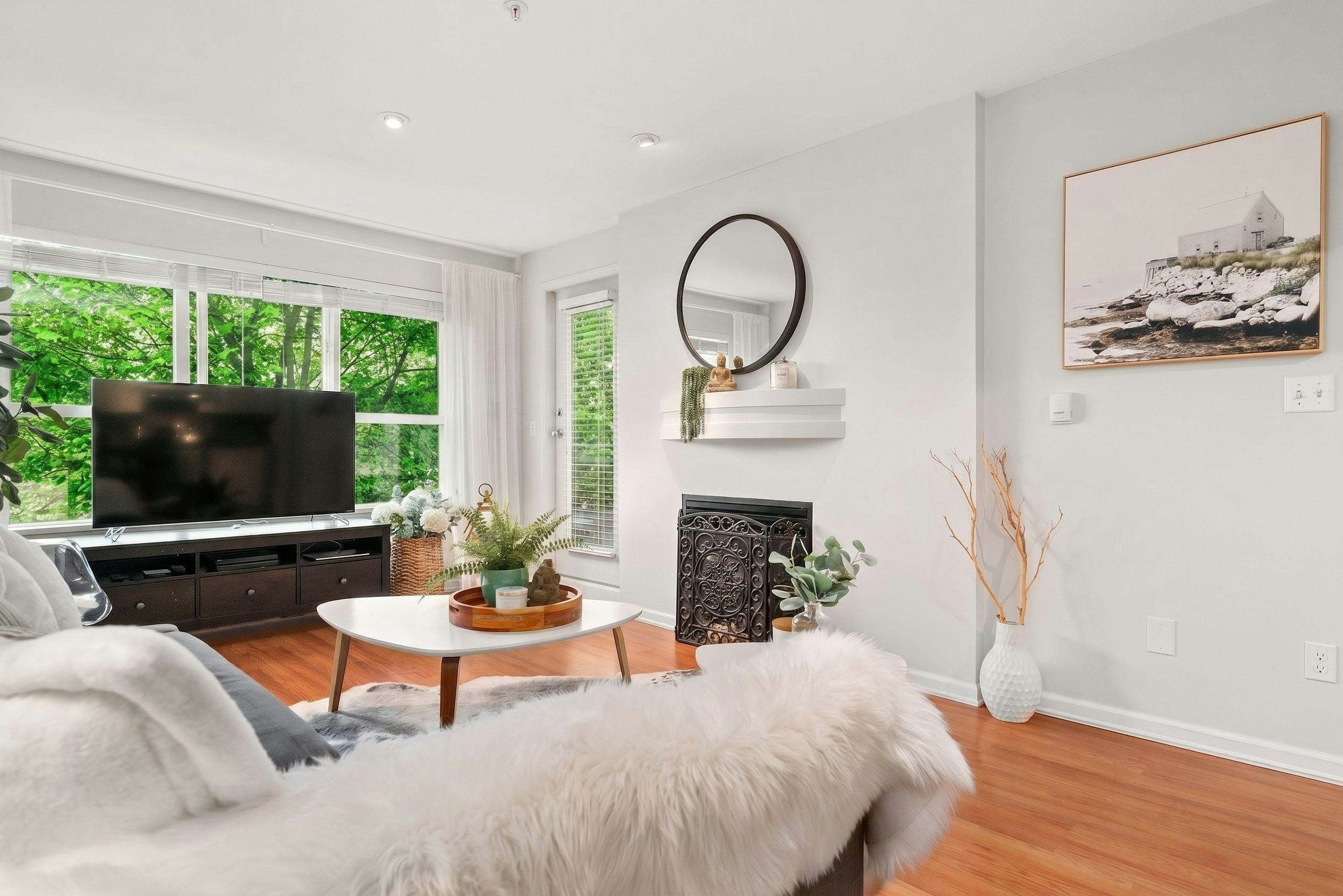 311-10188 155 Street, Surrey, BC, V3R 0R6 - 4