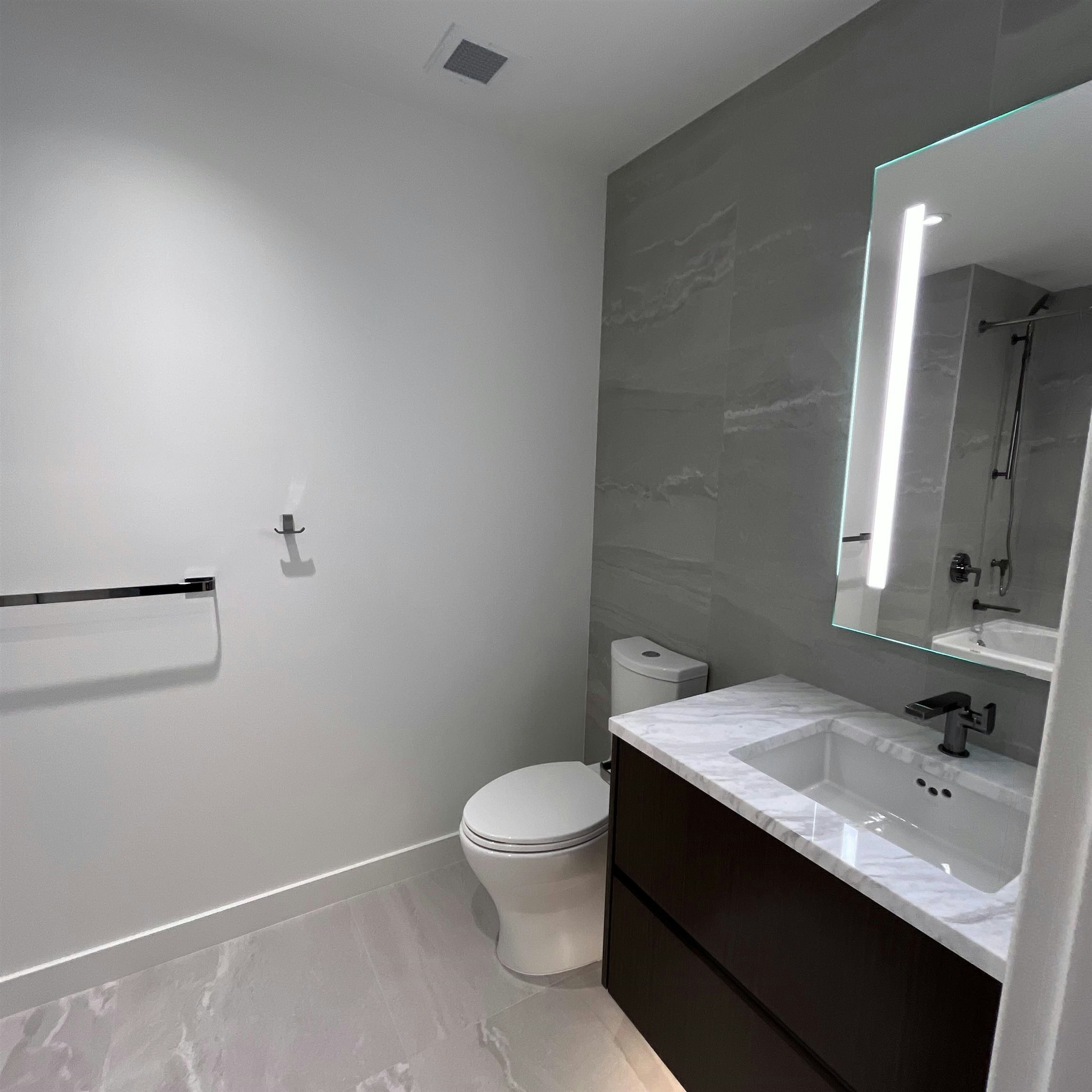407-785 Harbour Way, North Vancouver, BC, V7P 0G3 - 24