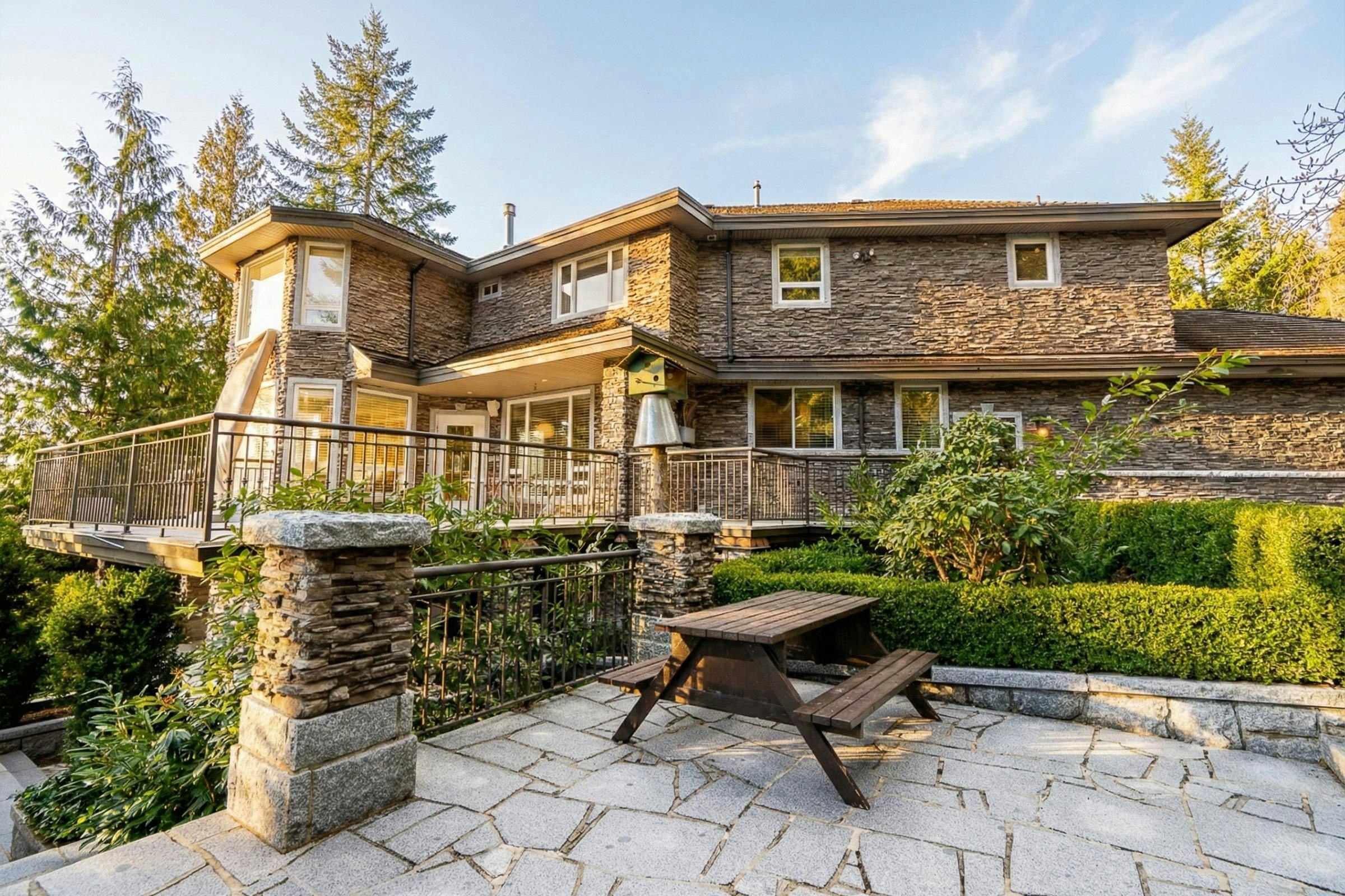 188 Wyndham Crescent, Port Moody, BC, V3H 4X9 - 16