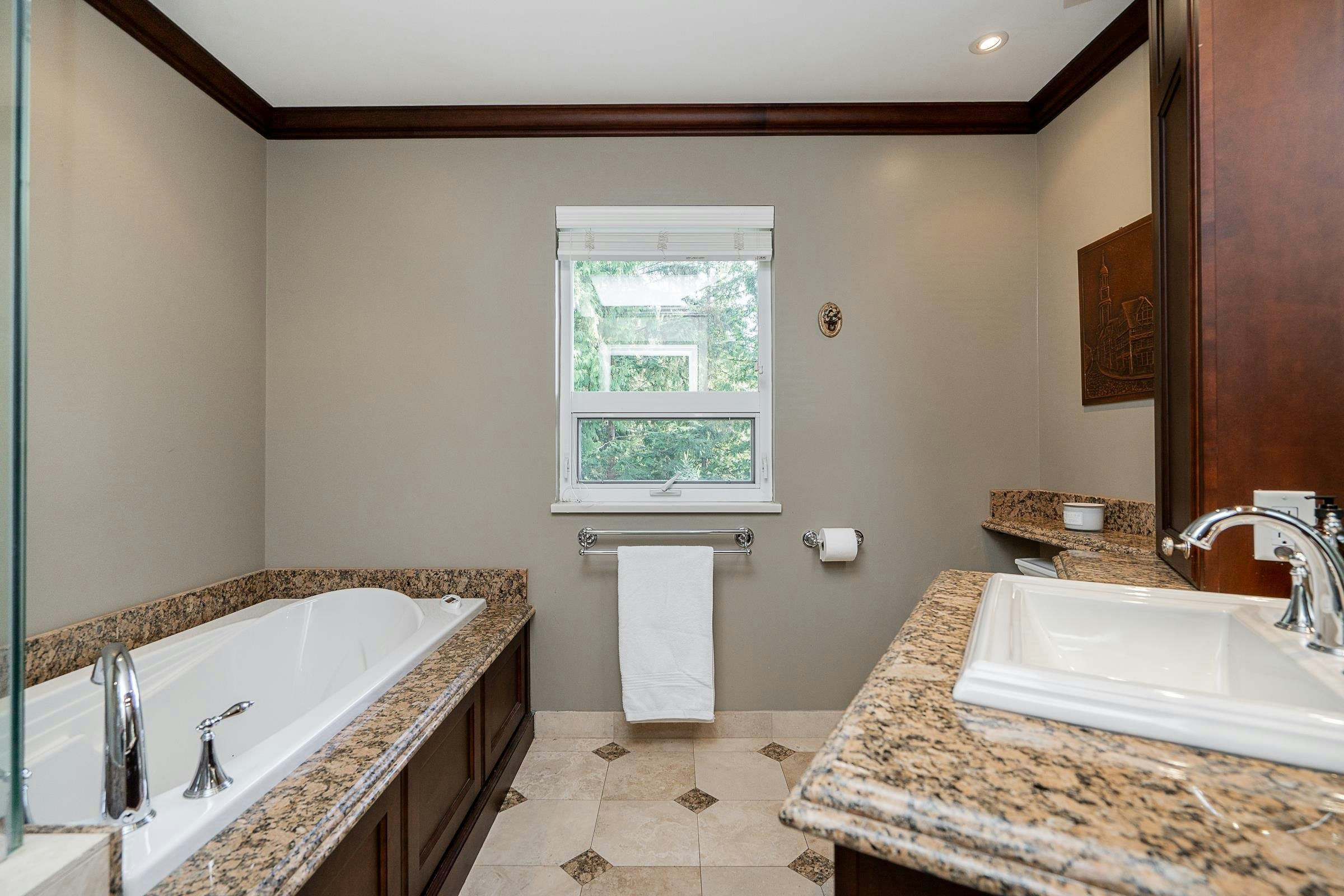 188 Wyndham Crescent, Port Moody, BC, V3H 4X9 - 25