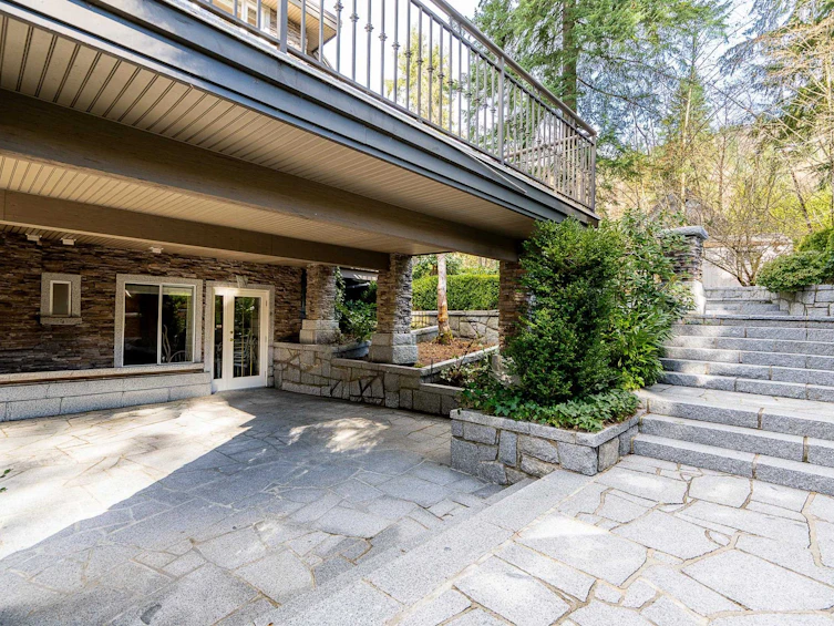 188 Wyndham Crescent, Port Moody, BC, V3H 4X9 - 35