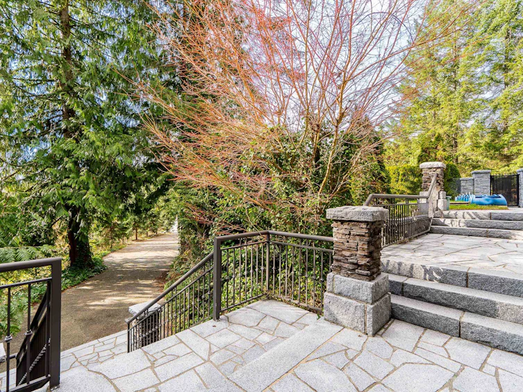 188 Wyndham Crescent, Port Moody, BC, V3H 4X9 - 36