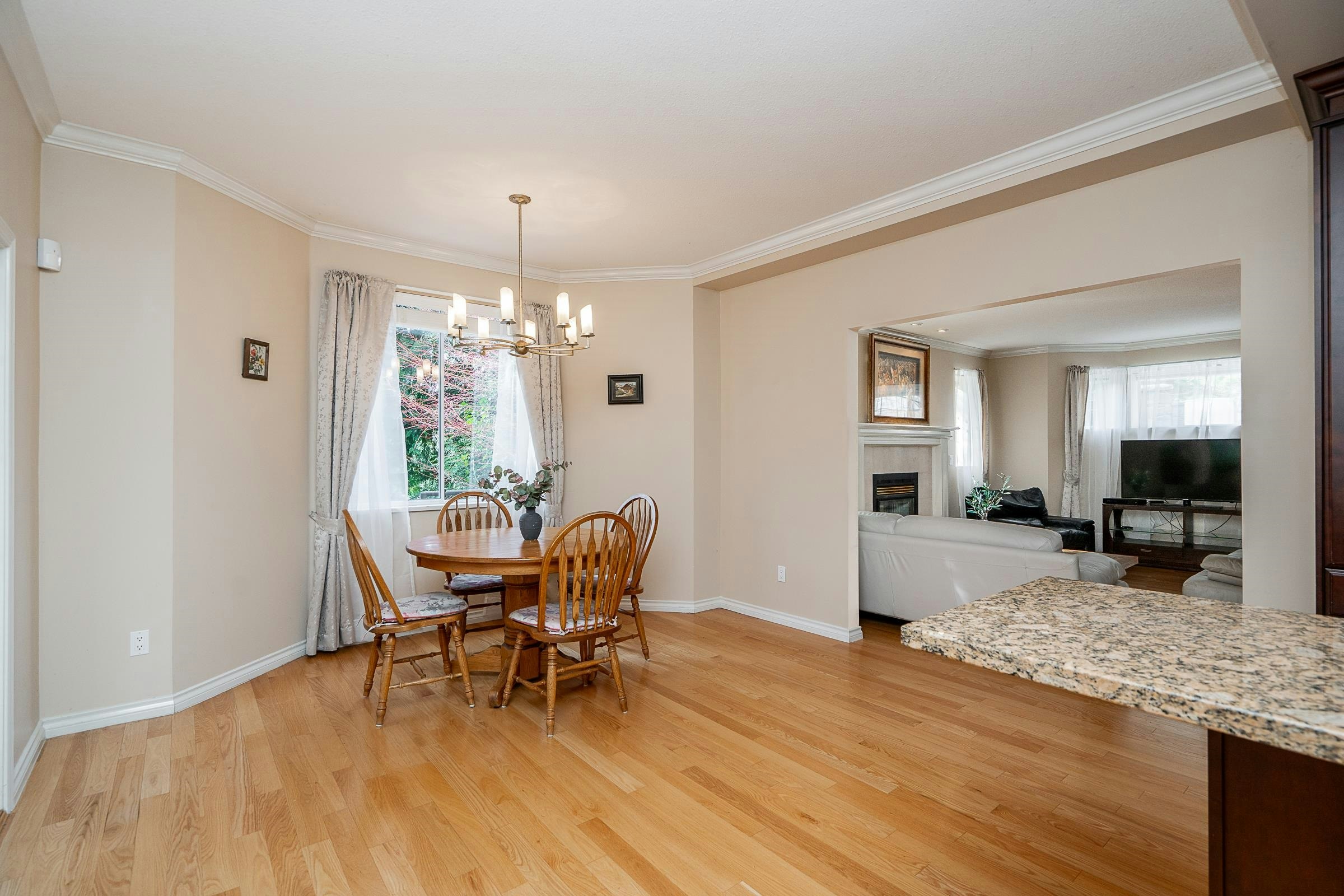 188 Wyndham Crescent, Port Moody, BC, V3H 4X9 - 26