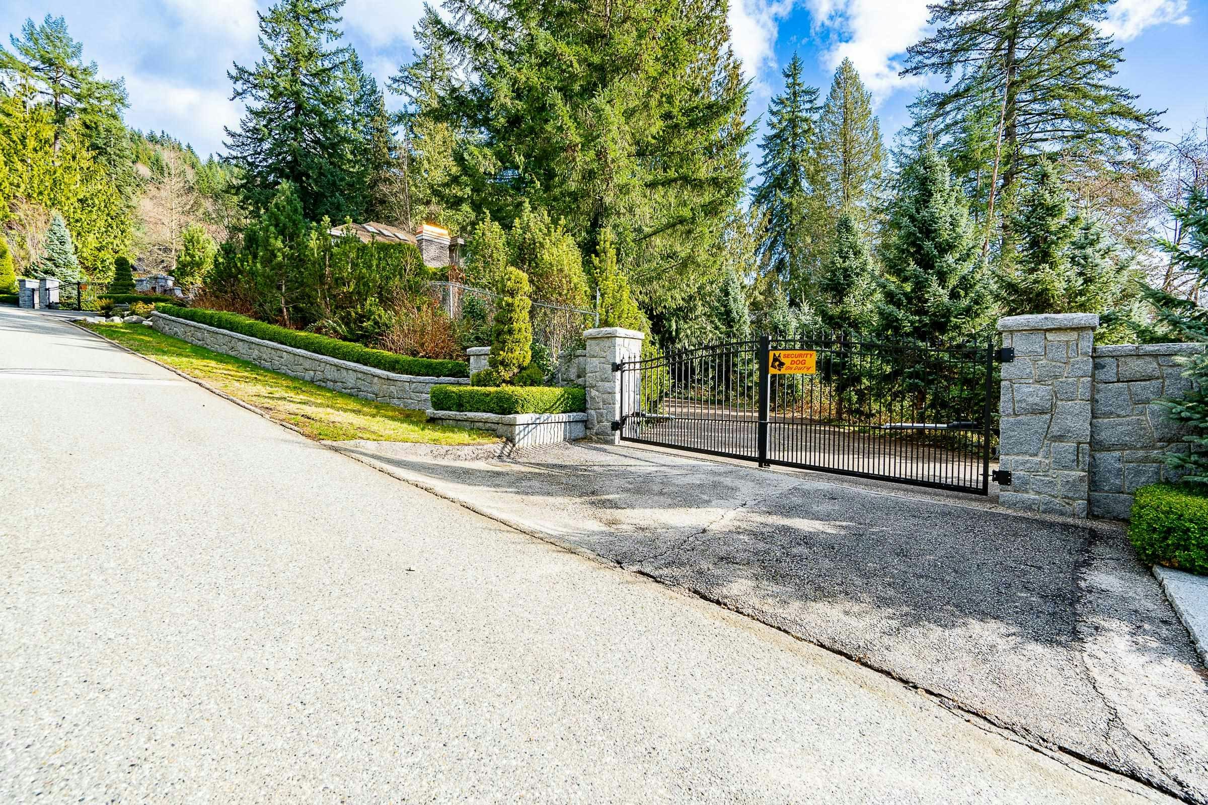 188 Wyndham Crescent, Port Moody, BC, V3H 4X9 - 38