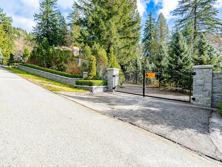 188 Wyndham Crescent, Port Moody, BC, V3H 4X9 - 38