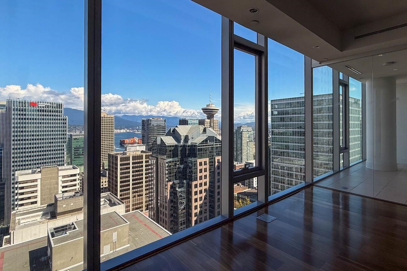 2702-667 Howe, Vancouver, BC, V6C 0B5 - 2
