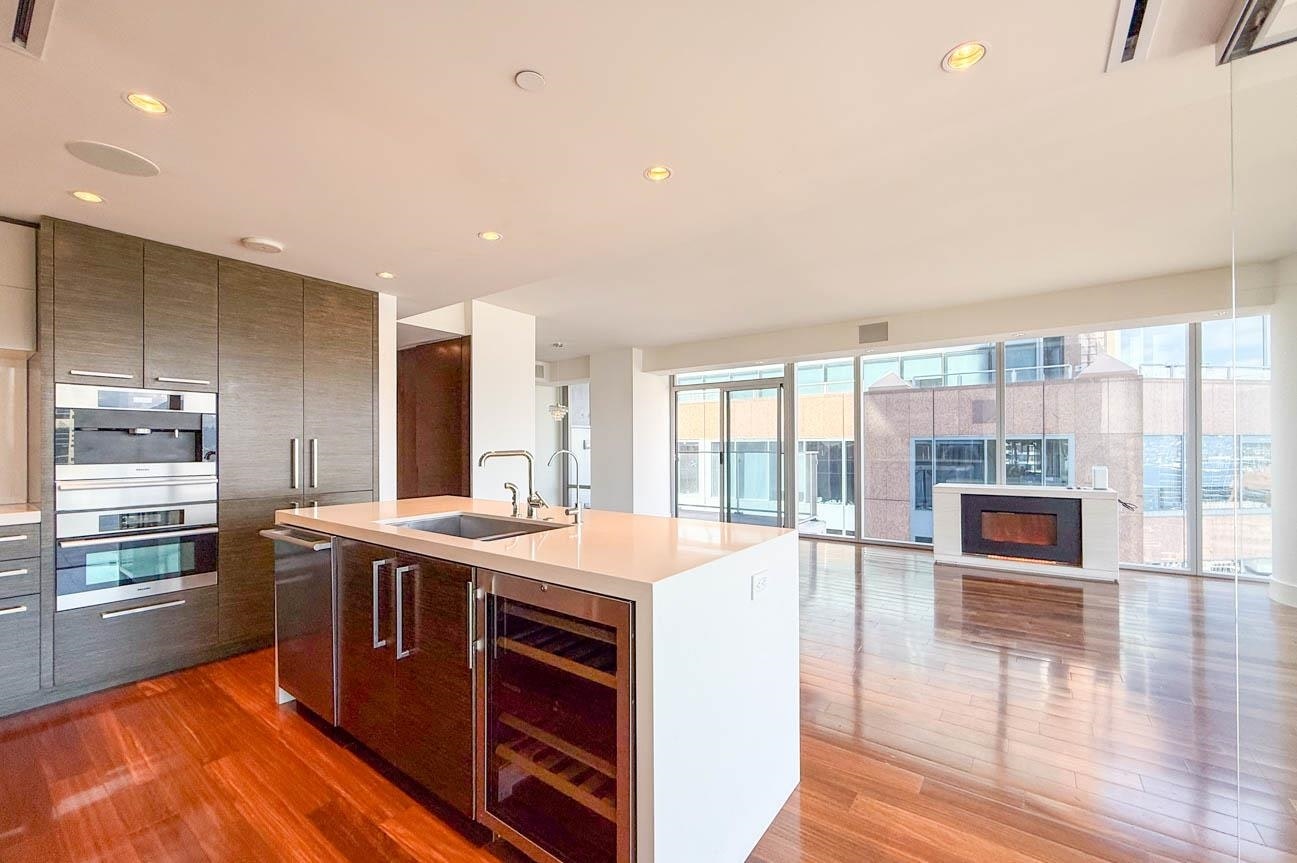2702-667 Howe, Vancouver, BC, V6C 0B5 - 31