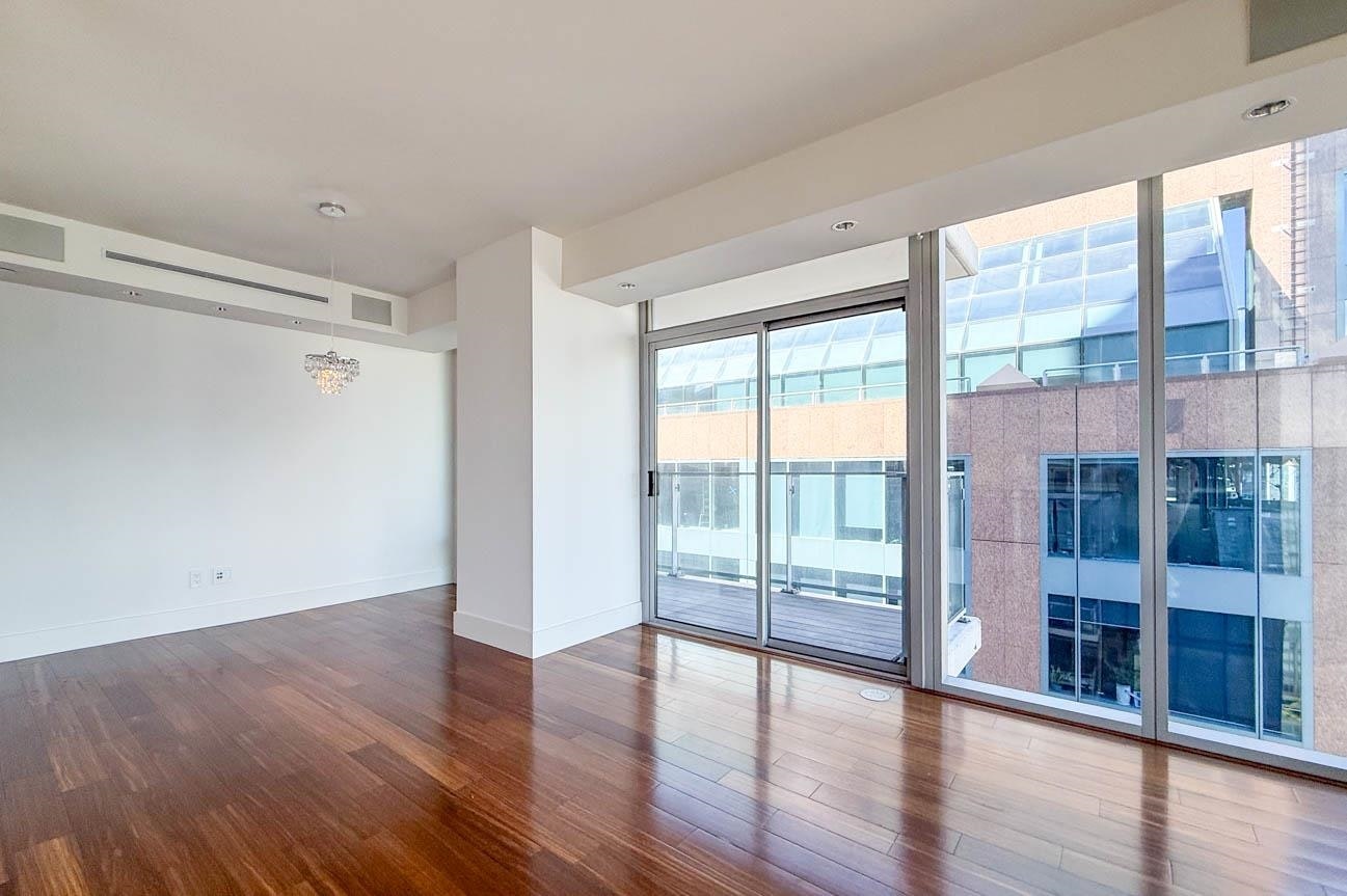 2702-667 Howe, Vancouver, BC, V6C 0B5 - 8