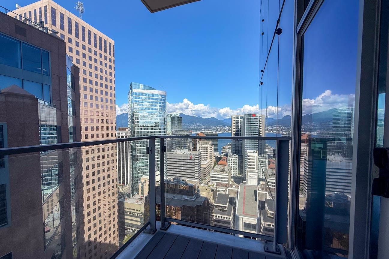 2702-667 Howe, Vancouver, BC, V6C 0B5 - 10