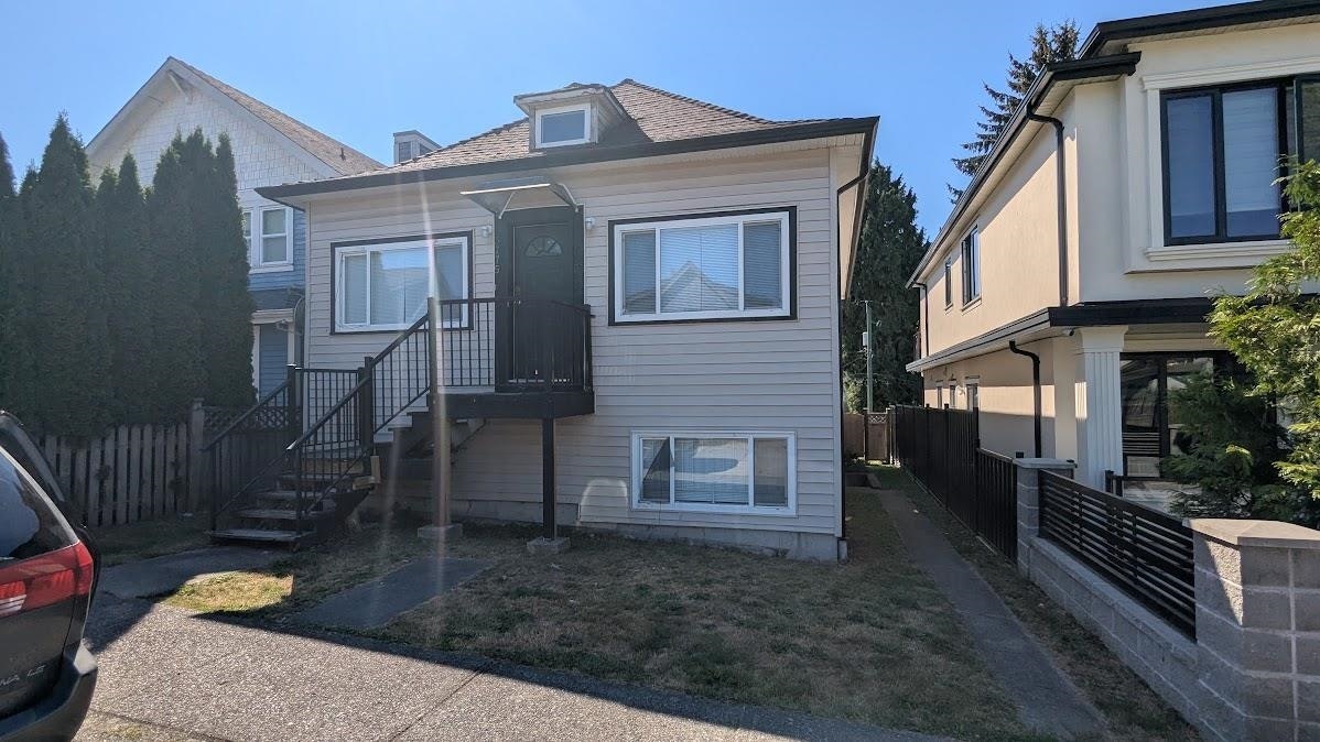 3775 Fleming Street, Vancouver, BC, V5N 3W1 - 2