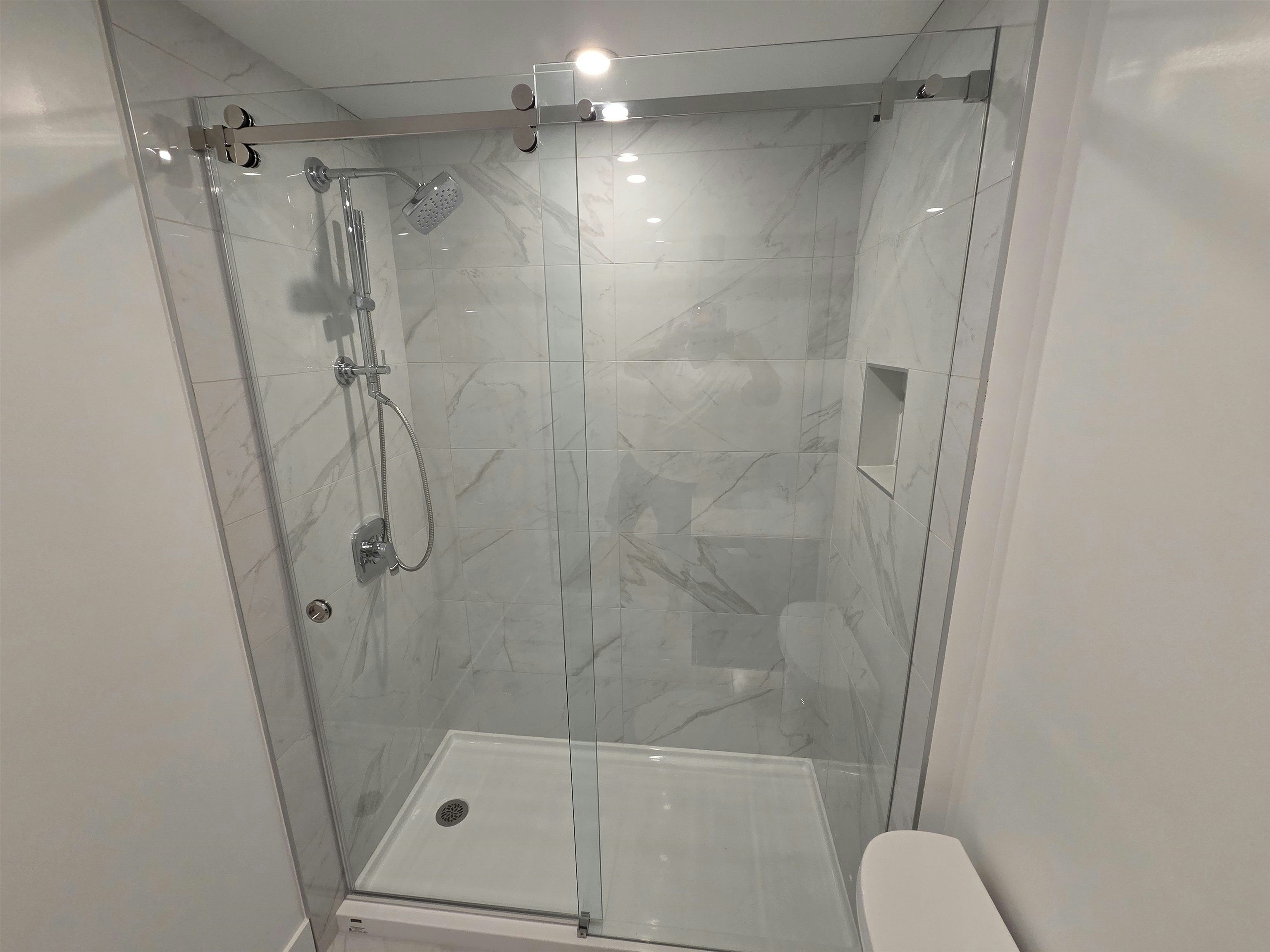 1726 Templeton Drive, Vancouver, BC, V5N 0K2 - 8
