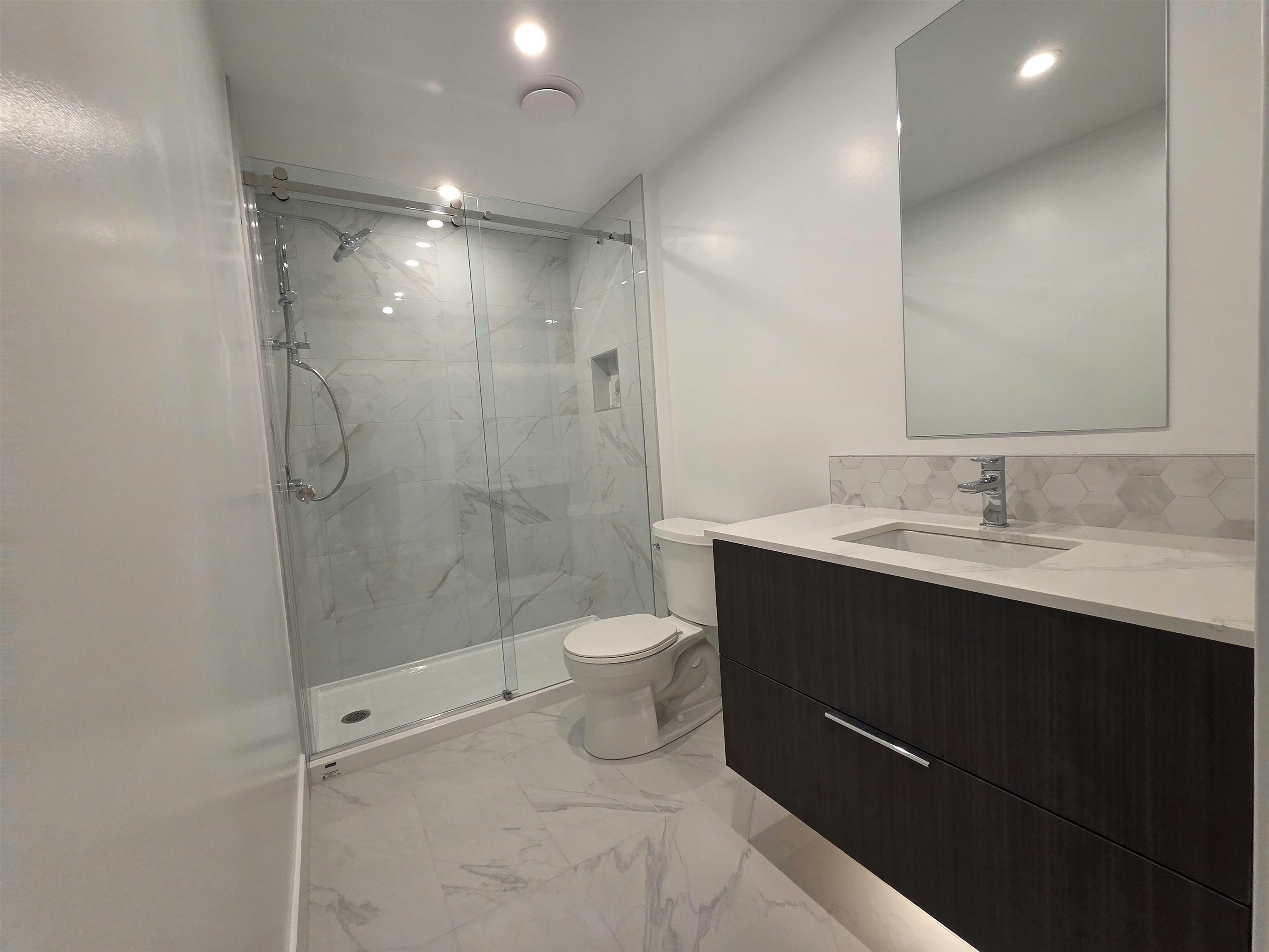 1726 Templeton Drive, Vancouver, BC, V5N 0K2 - 7