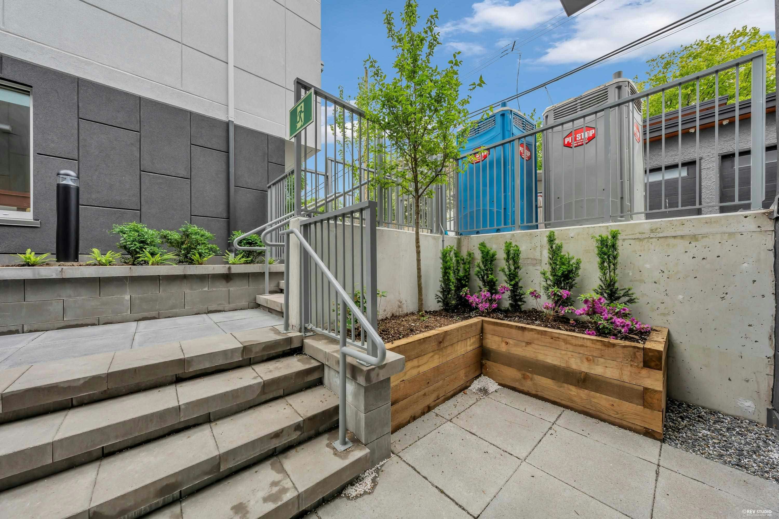1726 Templeton Drive, Vancouver, BC, V5N 0K2 - 18