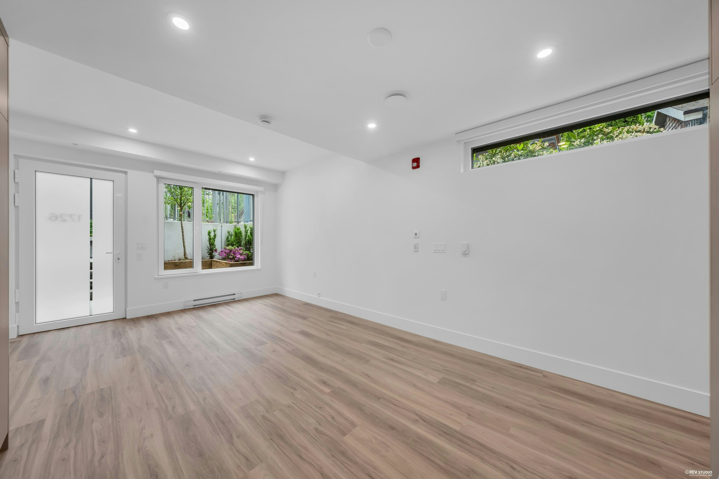 1726 Templeton Drive, Vancouver, BC, V5N 0K2 - 14