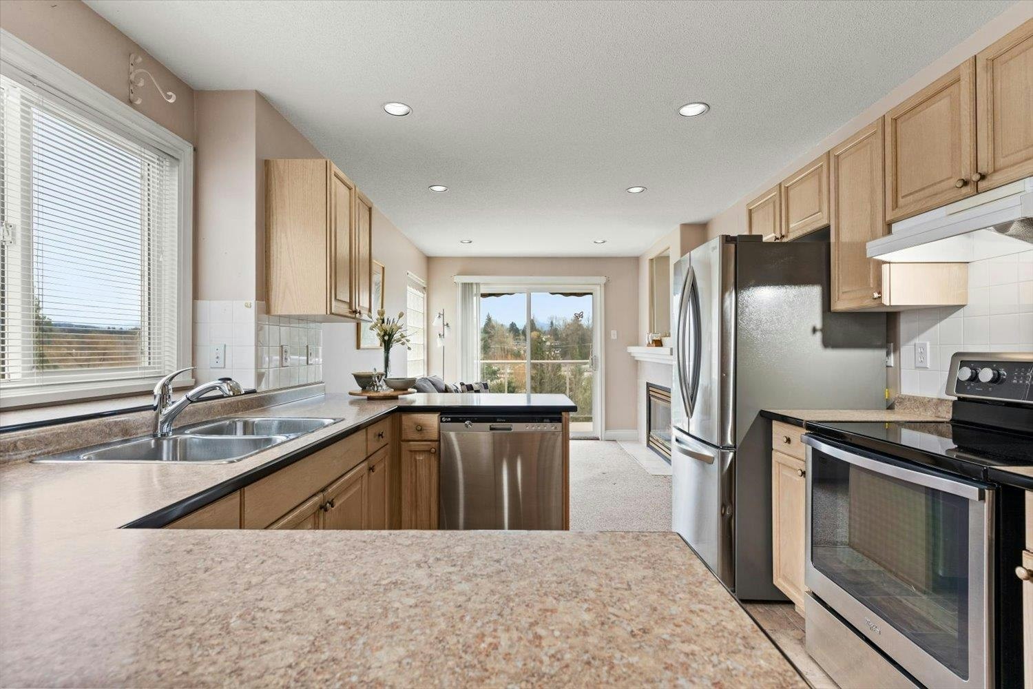 11-3354 Horn Street, Abbotsford, BC, V2S 7L3 - 8