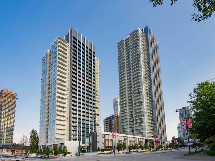 911-10448 University Drive, Surrey, BC, V3T 0S7