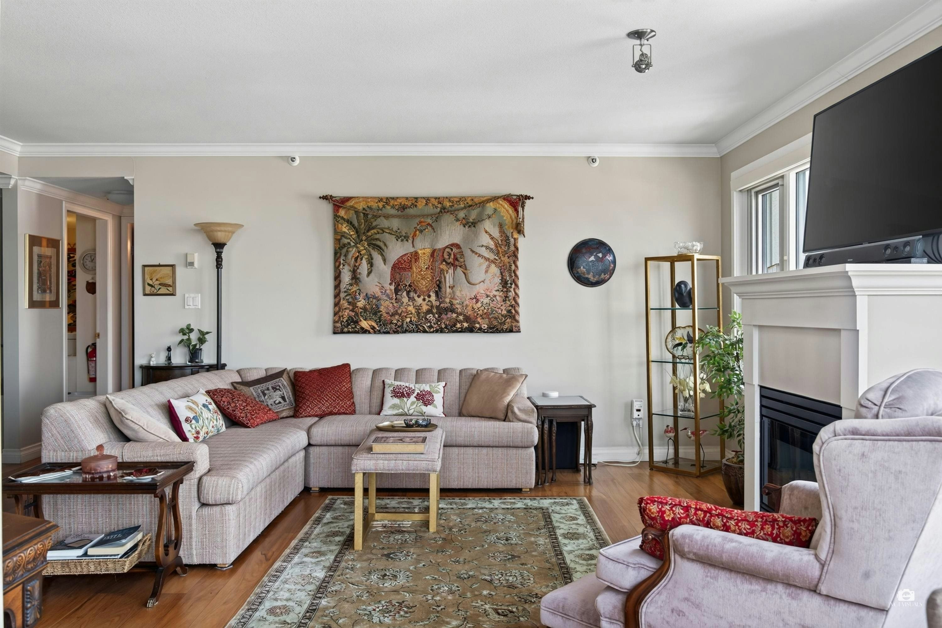 PH2A-2988 W Alder St - 5
